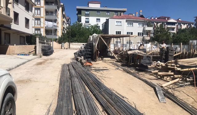 İpekyolu Belediyesi'nden kaldırım ve yol işgallerine sıkı denetim