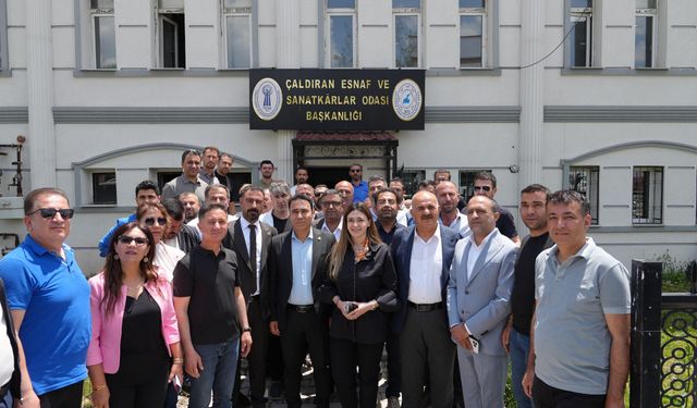 İrem Bayram Çaldıran’da: “Toprağı da sınırı da bereketli, potansiyeli birlikte harekete geçireceğiz”