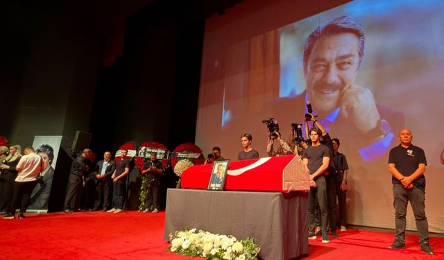 Tuncer Bakırhan: Kadir İnanır'ın özlemini duyduğu barışı getireceğiz