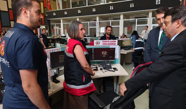 Van Milletvekili Türkmenoğlu’ndan 112 Acil Çağrı Merkezi’ne ziyaret