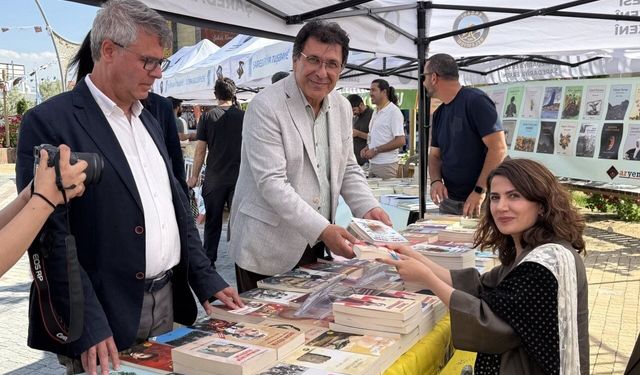 Mahmut Dindar'dan Tuşba’daki Kitap ve Edebiyat Günleri'ne davet