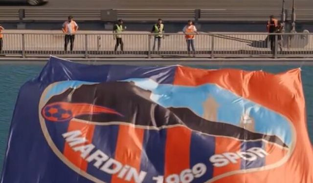 Mardinspor’un bayrağı İstanbul Boğazı’nda dalgalandı