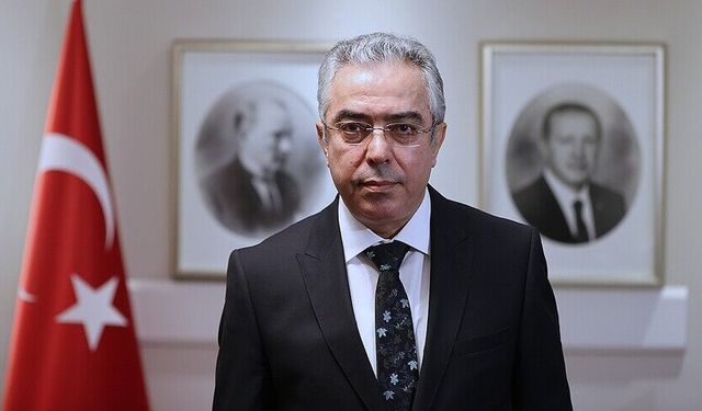 Mehmet Uçum: Yeni sistemde "erken seçim" değil, "seçimlerin yenilenmesi" söz konusu