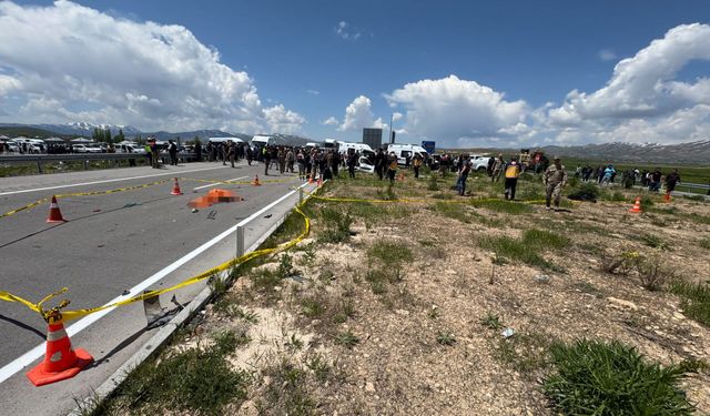 Van Milletvekili Sayyiğit'ten Çaldıran'daki kaza sonrası çağrı