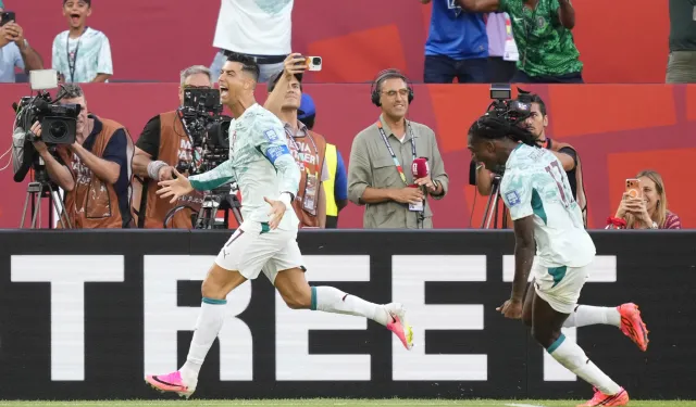 Ronaldo tarihe geçti, Portekiz tur biletini aldı