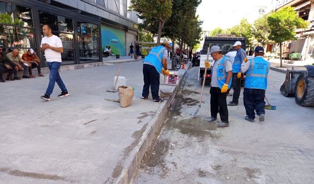 İpekyolu'nda altyapı ve yol çalışmaları devam ediyor