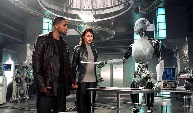 Geceye film önerisi | Bilim kurgu klasiği "Ben, Robot"