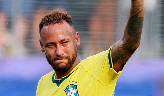 Brezilya'nın yıldızı Neymar'dan duygusal veda: "Burada noktayı koydum"