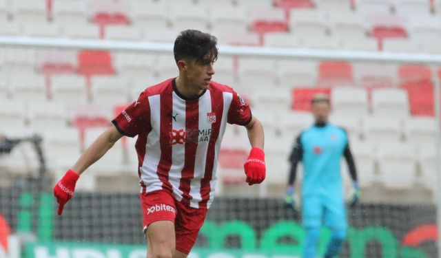 Vanspor'dan orta sahaya tanıdık takviye