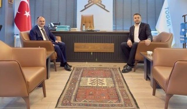 Van İl Milli Eğitim Müdürü Çandıroğlu'ndan TÜGVA Van'a ziyaret