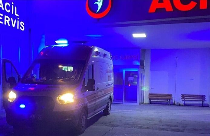 Kars'ta kahreden olay! 3 yaşındaki çocuk salıncakta hayatını kaybetti