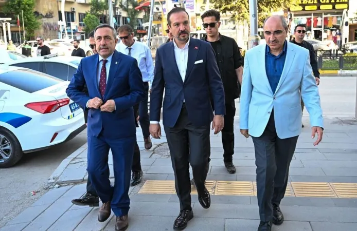 AK Parti’li Zorlu Van’da çözüm sürecini konuştu