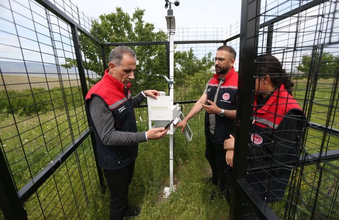 Akıllı sistem çiftçiyi don ve zararlılara karşı uyarıyor