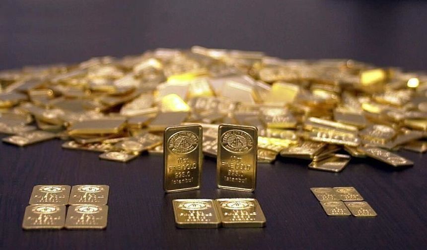 Dev banka altın tahminini revize etti: 400 dolar aşağı çekti