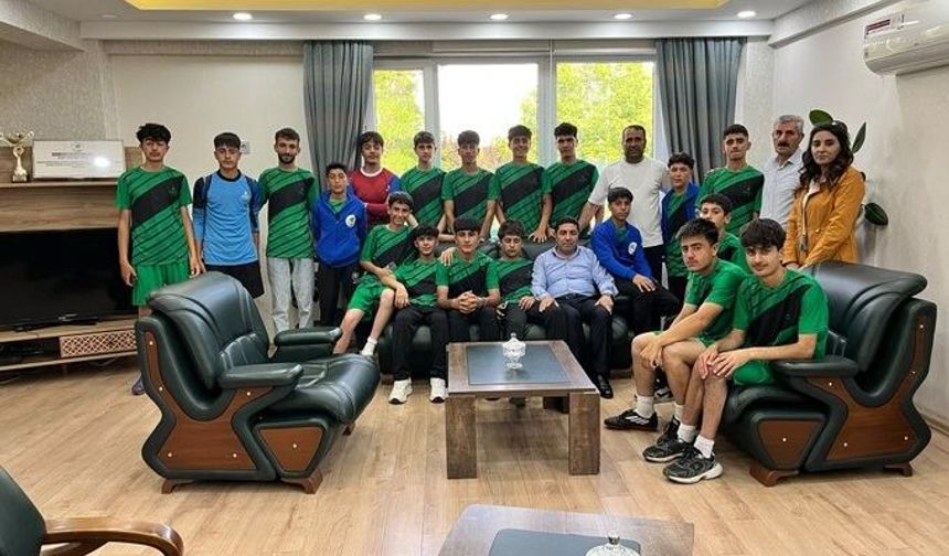 Gürpınar Belediyespor hazırlık maçını galibiyetle tamamladı