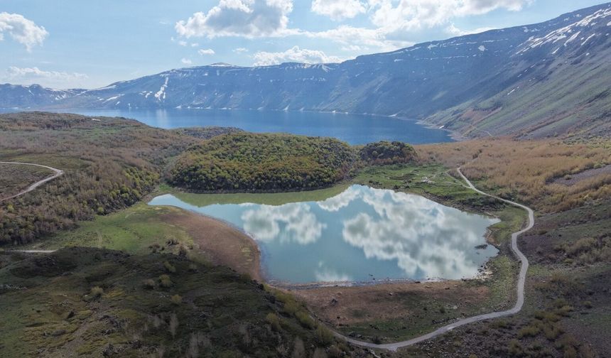 Tatvan’daki Nemrut Kalderası ziyaretçilerini bekliyor