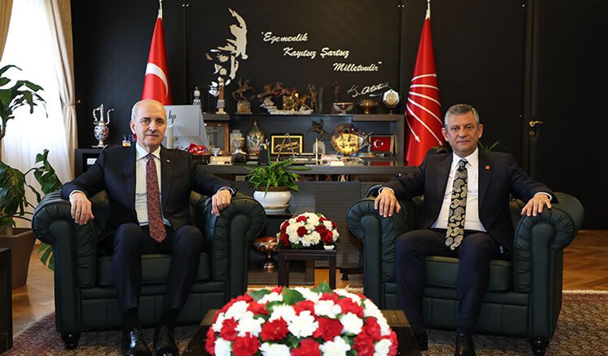 Özgür Özel kurultay için yeterli imza topladı: TBMM Başkanı Kurtulmuş “Bizim alacağımız bir inisiyatif yok”