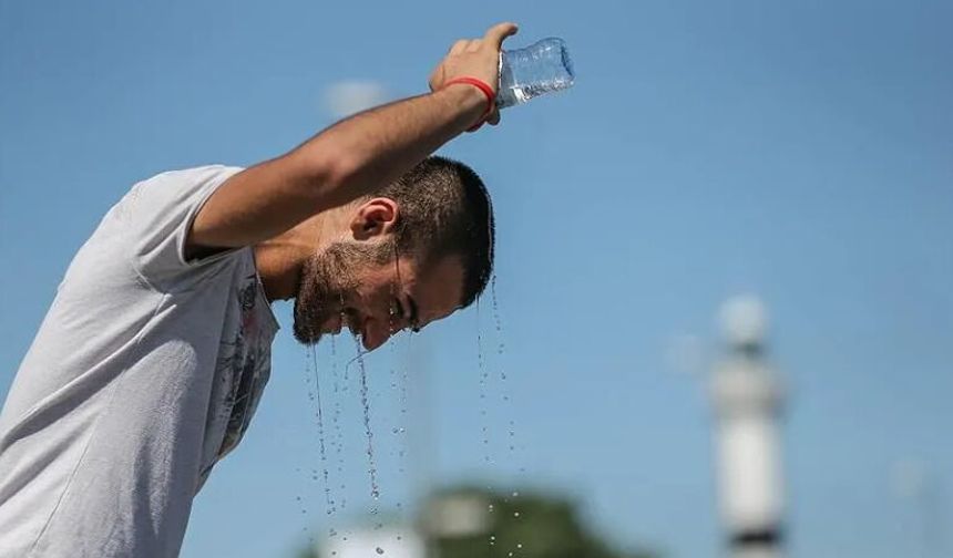 Meteoroloji Uzmanından sıcaklık uyarısı: Yaz uzayacak, eylül ve ekimde "Bu yaz daha bitmedi" diyeceğiz
