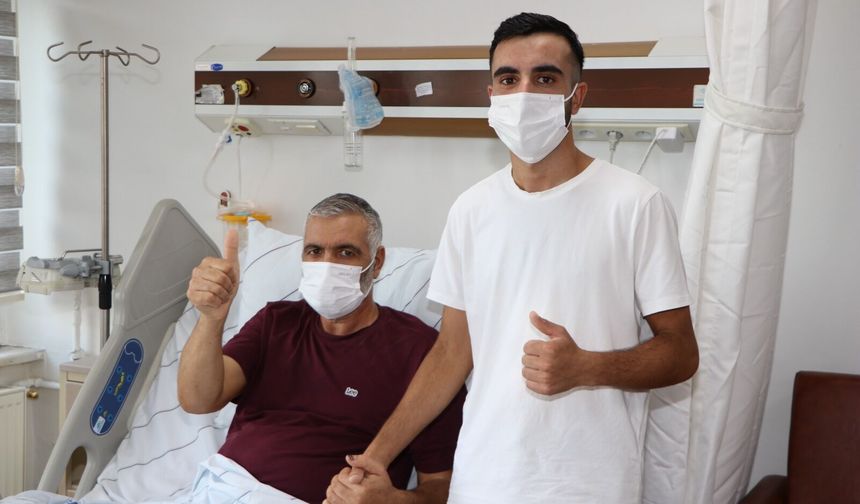 20 yaşındaki oğul, babasına hayat oldu