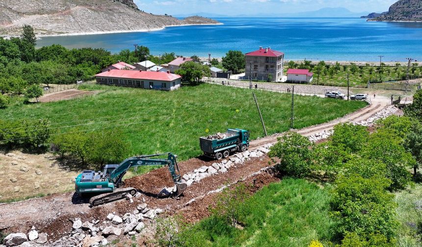 Van'da taşkın riskine karşı 12 noktada dere ıslahı