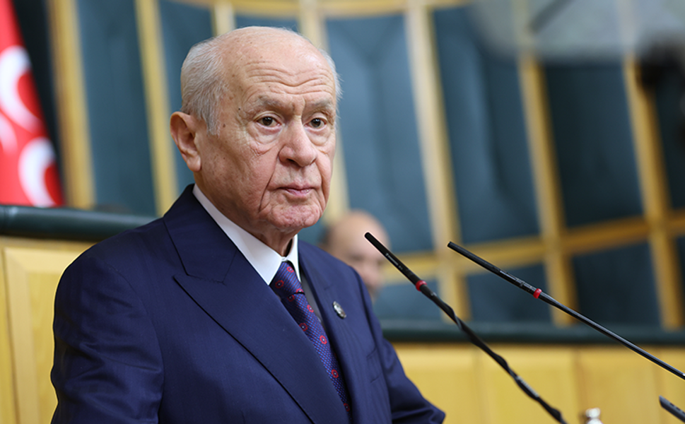 Bahçeli'den Özgür Özel'e çağrı: Ateşe körükle gitmek yerine sağduyuyla hareket edilmeli