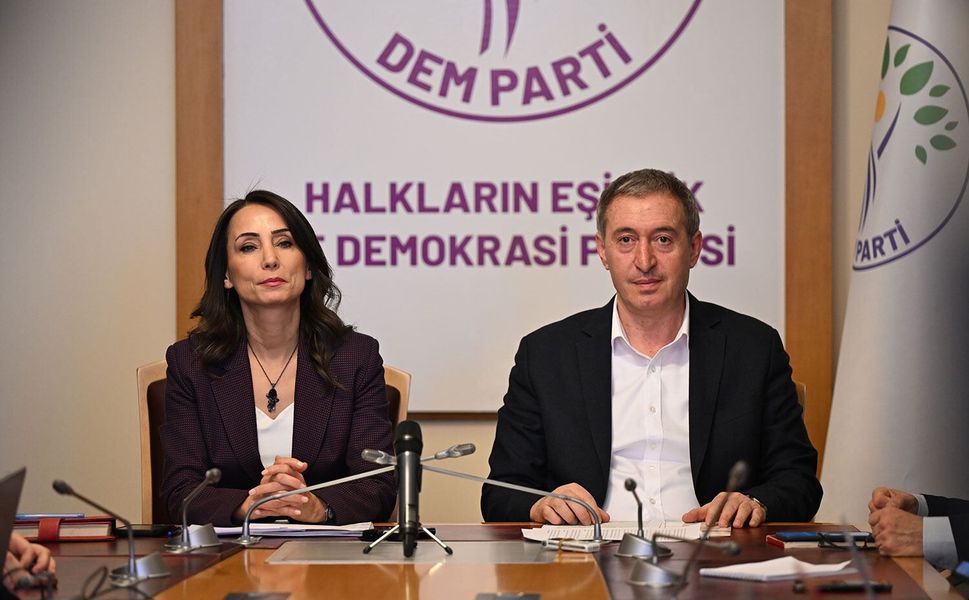 DEM Parti’den erişim engeli kararlarına tepki: "Sansür gerçeği ortadan kaldırmaz!"