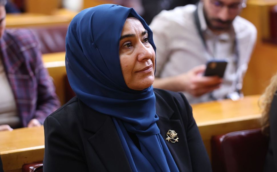 DEM Parti Van Milletvekili Gülderen Varlı'dan 27 Haziran mitingine katılım çağrısı