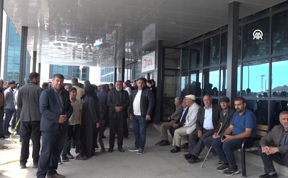 Van'daki kazada hayatını kaybedenlerin kimlikleri belli oldu