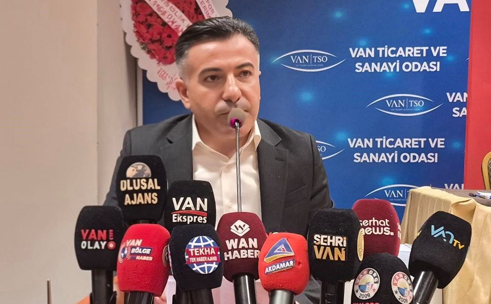 Van’da Erol Temel’in katılacağı program ertelendi