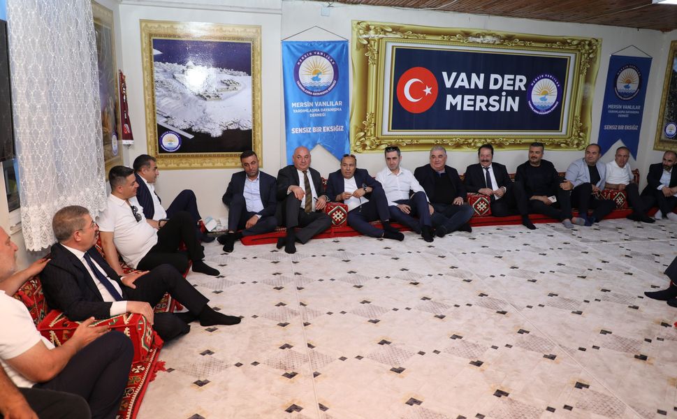 Van TSO heyeti Mersin Vanlılar Derneği'ni ziyaret etti