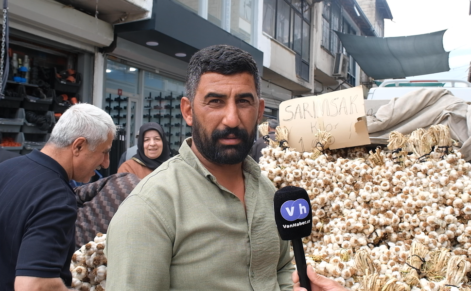 Sarımsak ucuzladı ama esnaf kazanamıyor