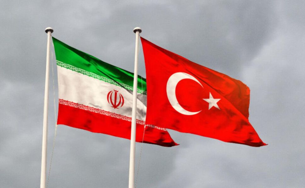 Van'da Türkiye-İran iş birliği forumu düzenlendi
