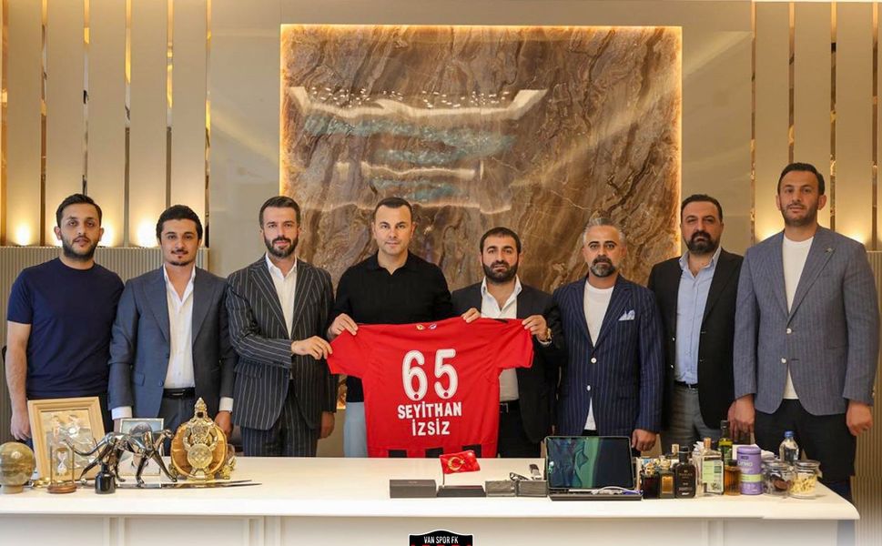 Vanspor yönetiminden Seyithan İzsiz'e ziyaret