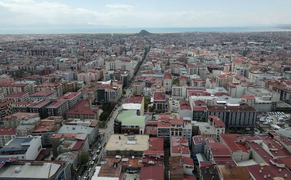 Doğum artıyor, nüfus azalıyor: Van’dan göçün perde arkası