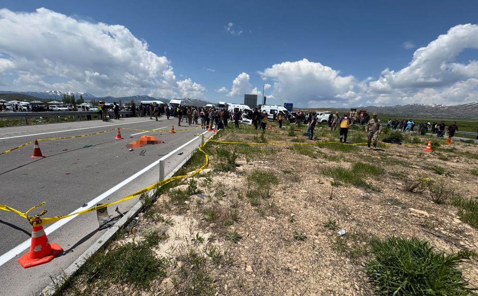 Van Milletvekili Sayyiğit'ten Çaldıran'daki kaza sonrası çağrı