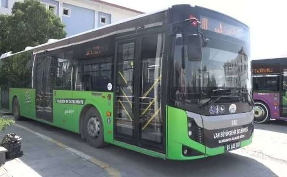 Van Büyükşehir Belediyesi'nden YKS adaylarına ücretsiz ulaşım desteği