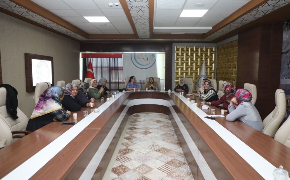 Erciş Belediyesi Kadın Politikalar Müdürlüğü çalışmalarını değerlendirdi