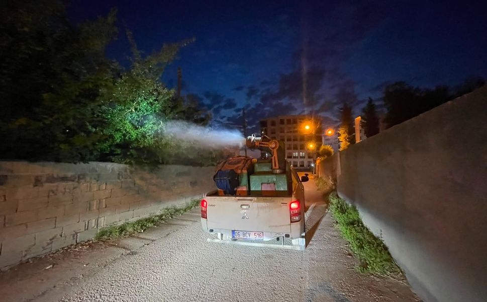 İpekyolu Belediyesi larva ve uçkunlara karşı sahada