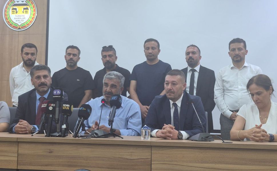 Rojin Kabaiş'in babası ve yeni avukatından ortak açıklama