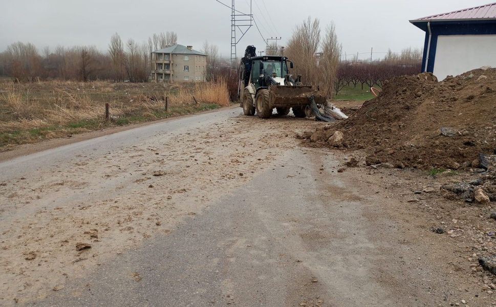 Van Büyükşehir Belediyesi'nden kaçak hafriyat ve çevre kirliliğine sıkı denetim