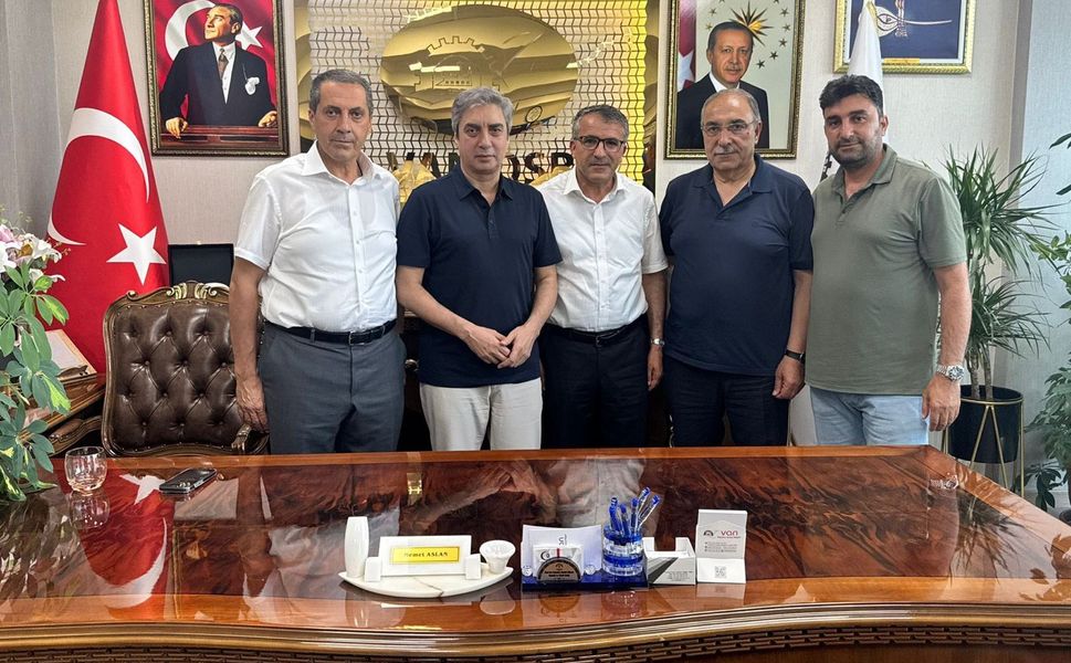Van protokolünün Necati Şaşmaz ilgisi gündem oldu