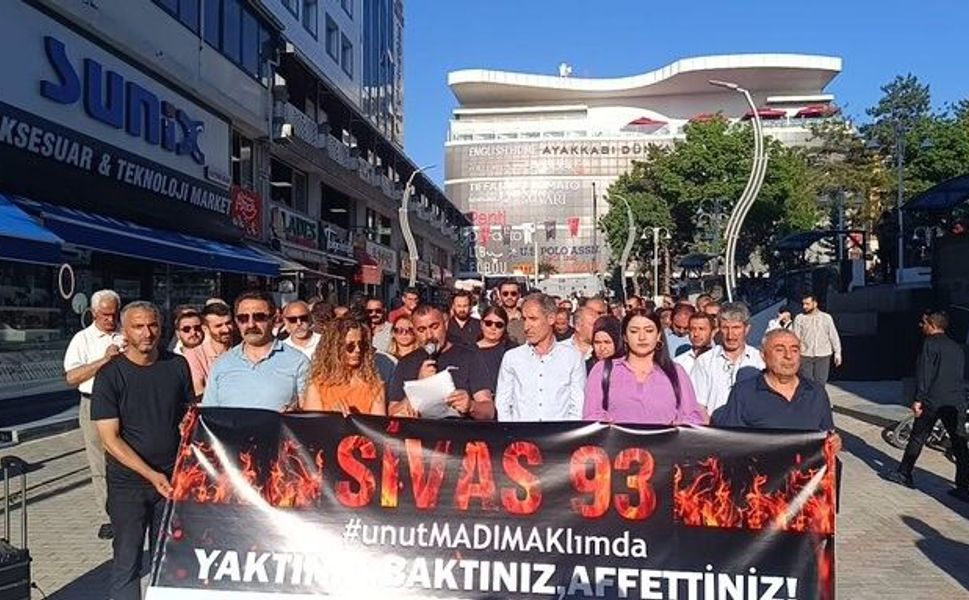 Van Eğitim Sen'den Madımak Katliamı'nın 33. yılında anma mesajı