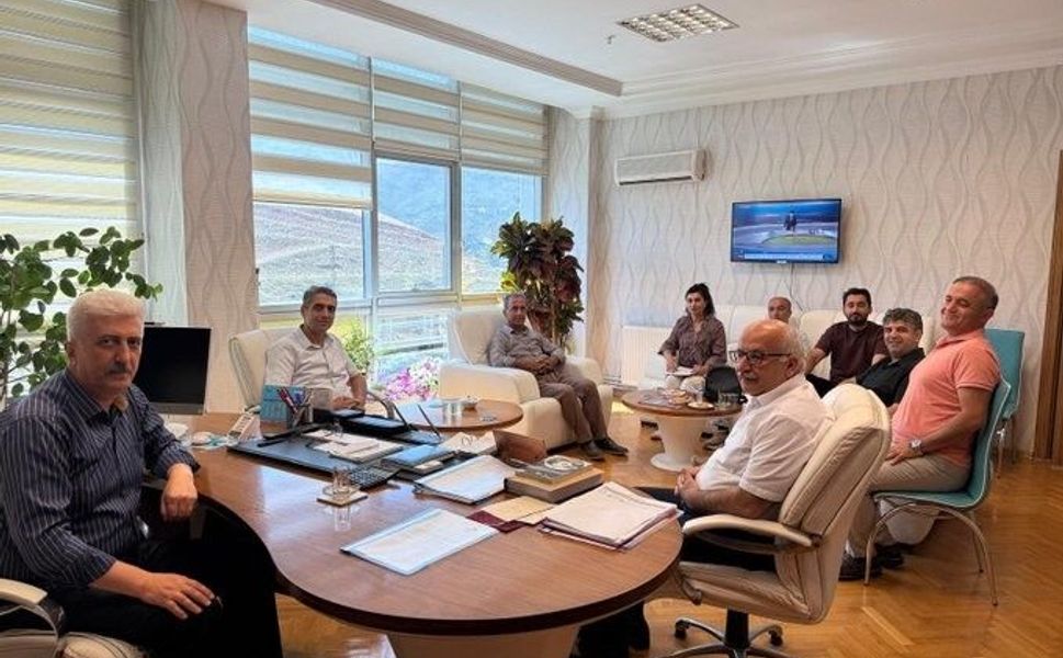 DAKA'dan Van Gölü kıyısı için GES projesi toplantısı