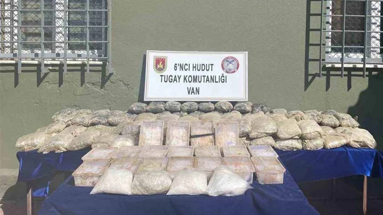 Van Hudut Hattında 91 Kilo 558 Gram Uyuşturucu Ele Geçirildi
