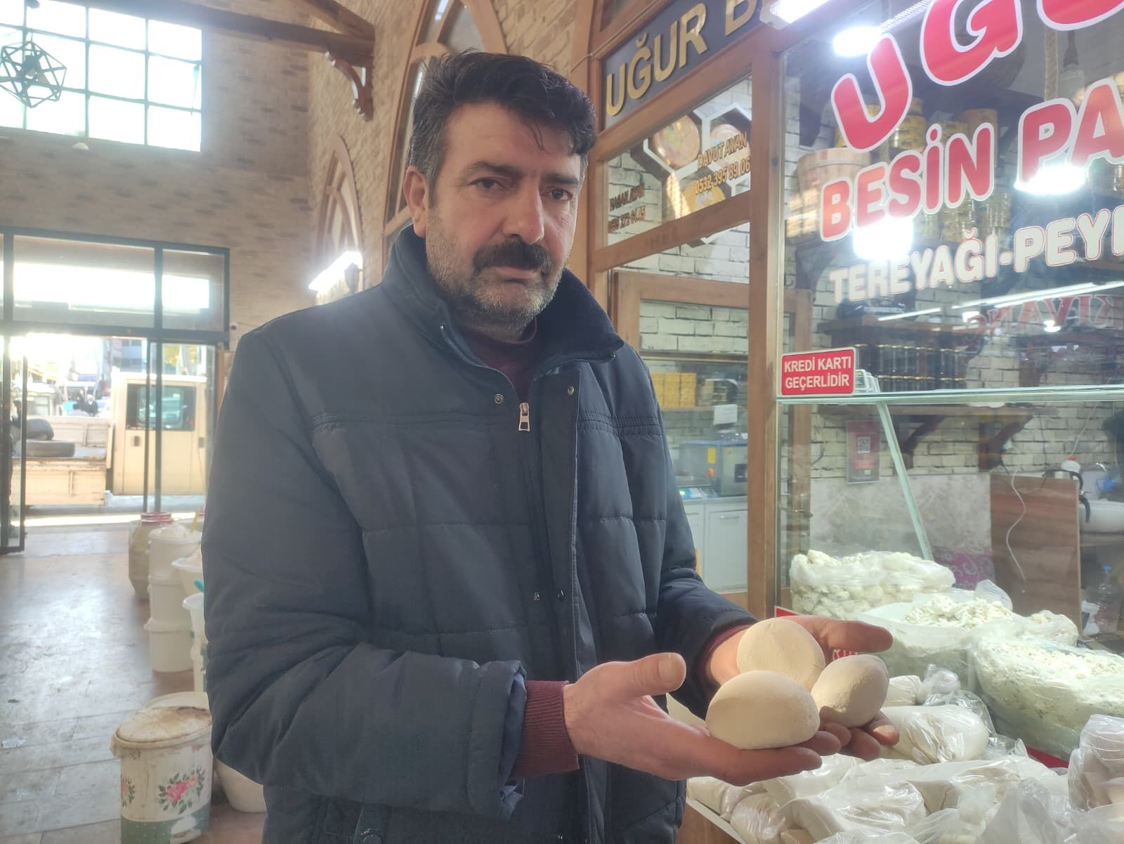 Esnaf Hasan Ayna