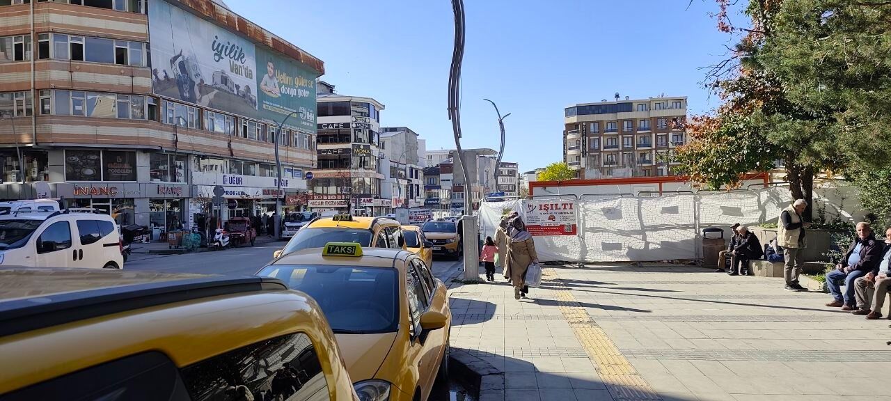 Van Yol 6