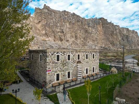 Vanhorhorcamı (1)