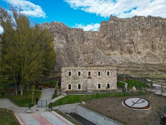 Vanhorhorcamı (2)