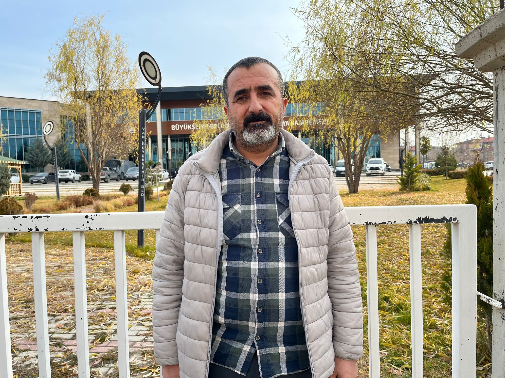 Van Büyükşehir Belediyesi’nde 52 Şoför İşten Çıkarıldı: “Ekmek Kapımızı Kaybettik” - abdulatif aktas