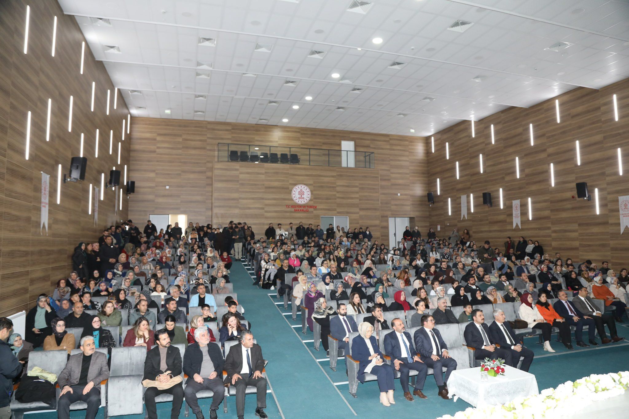 Aile1